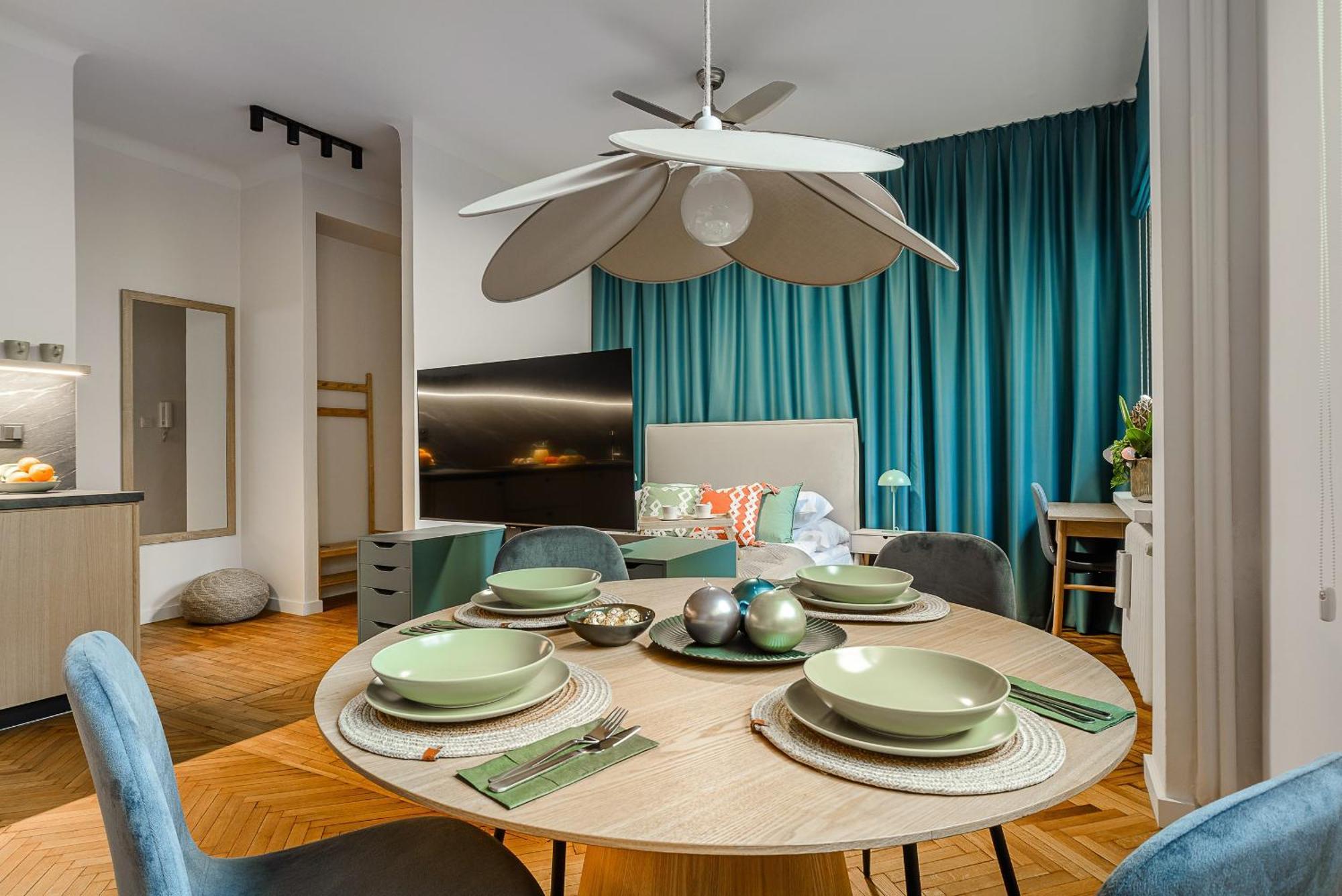 P&O Apartments Wiejska I Varsó Kültér fotó